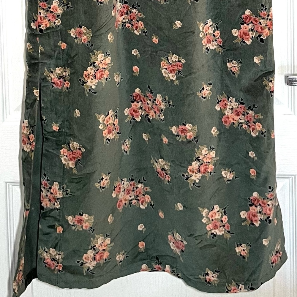MOMO_TOBO Green Floral Velvet Dress, Whimsigoth Cottagecore Boho Chic Size L - Picture 4 of 16